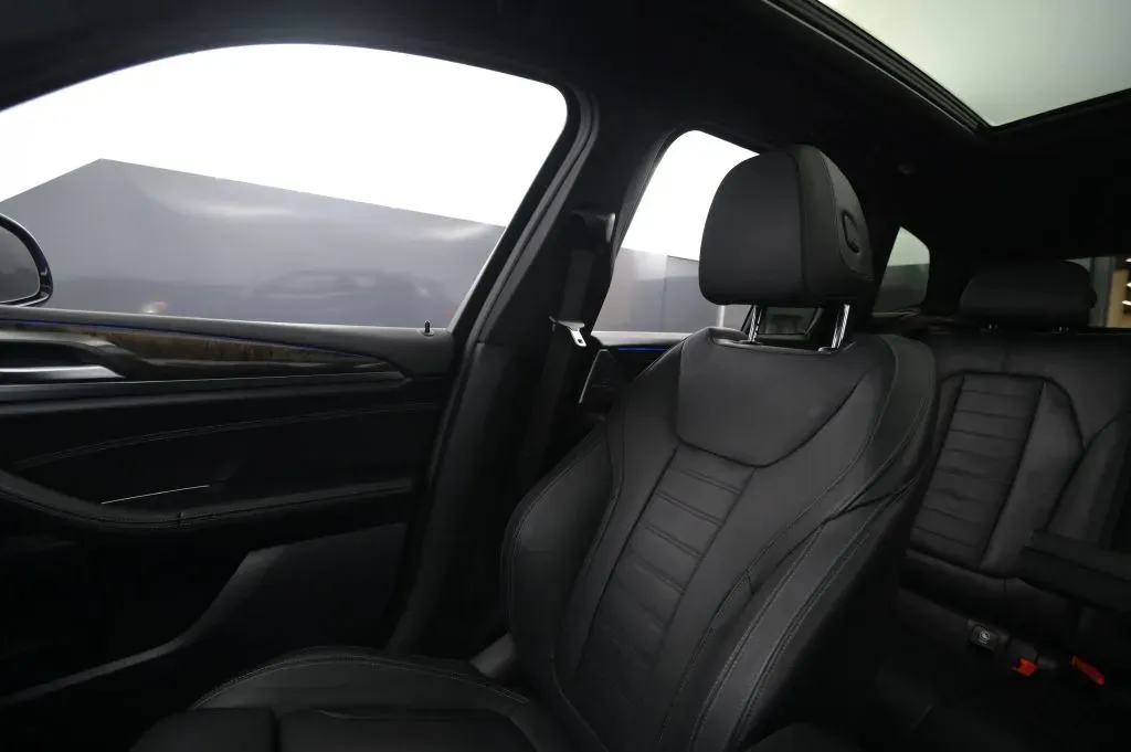 BMW X3 photo 29