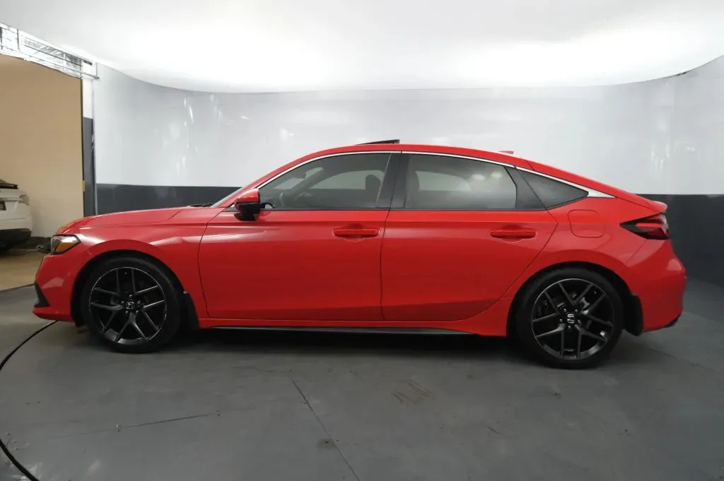 Honda Civic photo 2