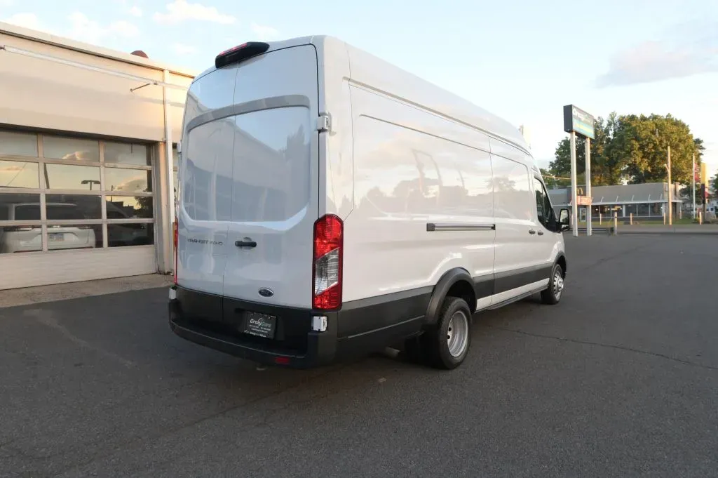 Ford Transit-350 photo 5