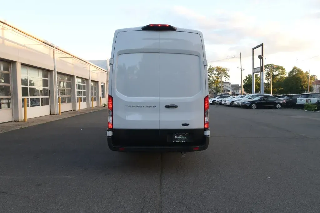 Ford Transit-350 photo 4