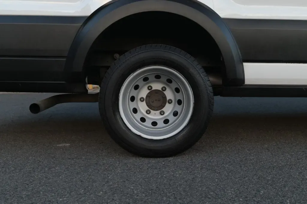 Ford Transit-350 photo 19