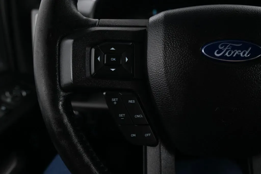 Ford F-150 photo 24