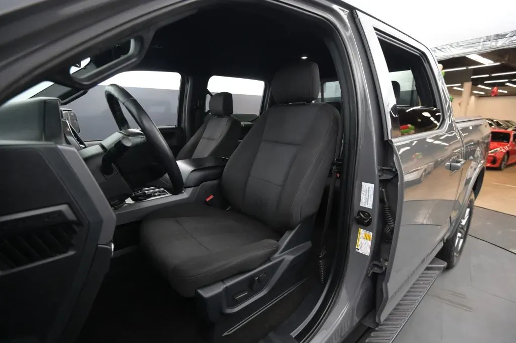 Ford F-150 photo 42