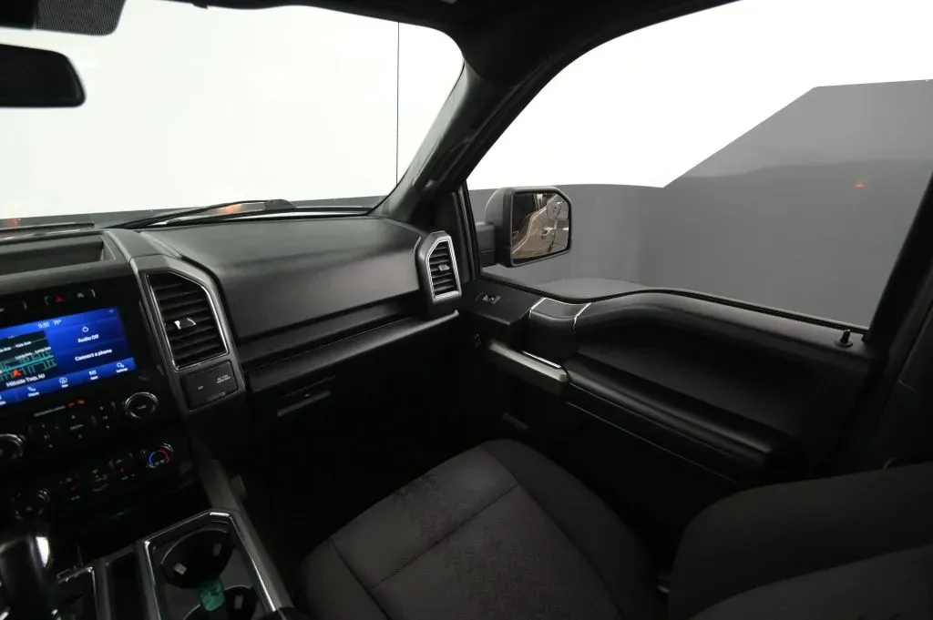 Ford F-150 photo 36