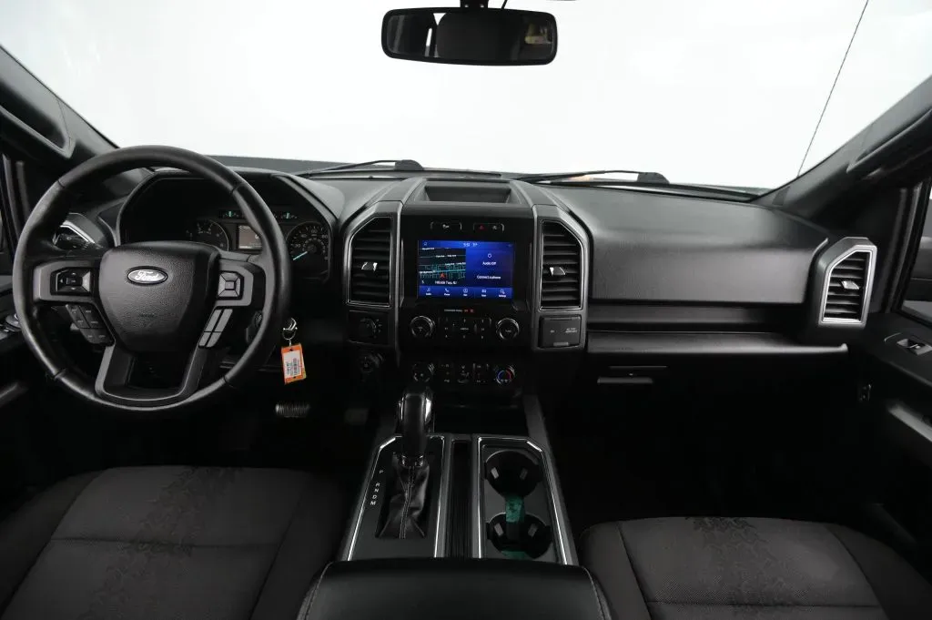 Ford F-150 photo 34