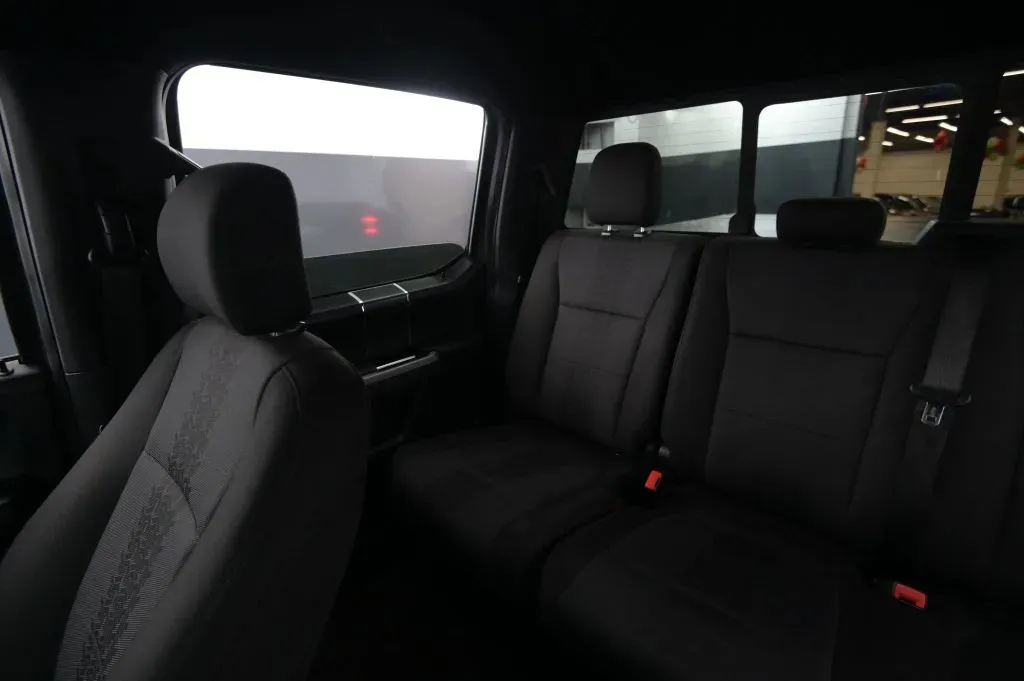 Ford F-150 photo 32