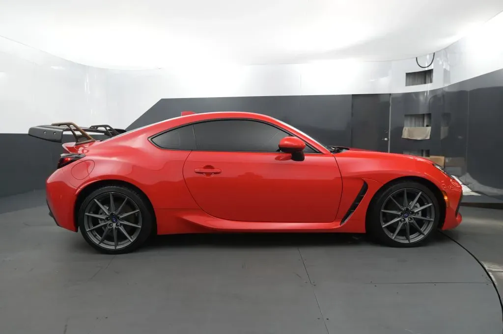 Subaru BRZ photo 6