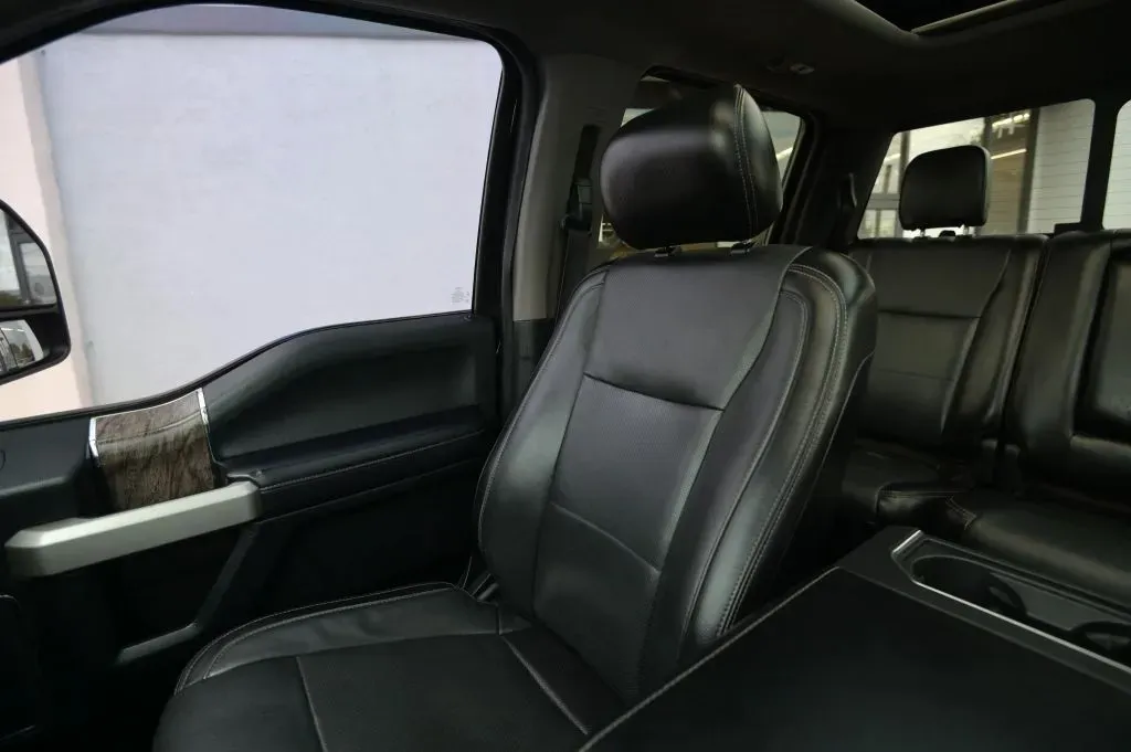 Ford F-250 photo 31