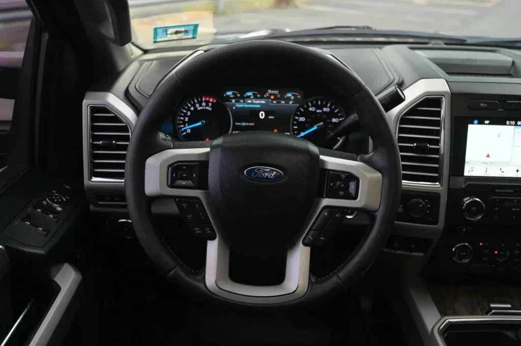 Ford F-250 photo 39