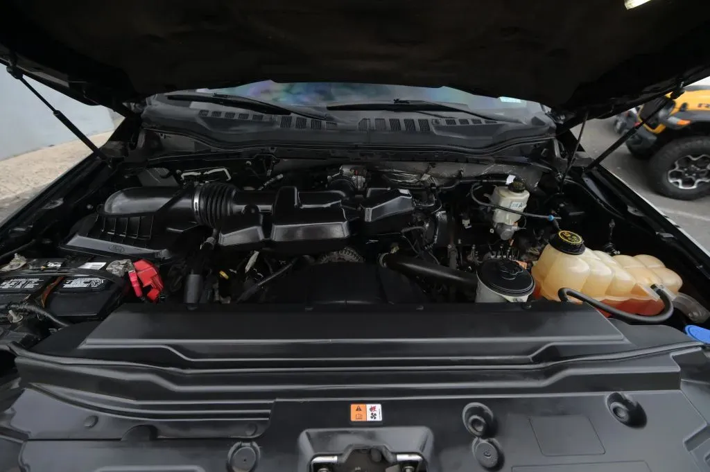Ford F-250 photo 21