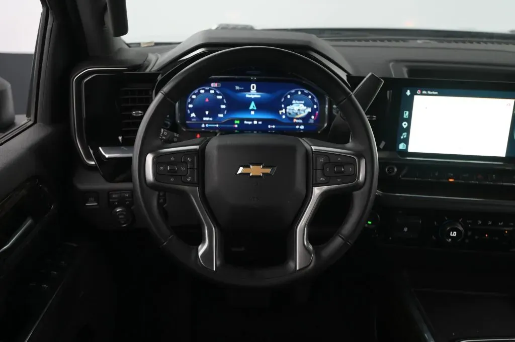 Chevrolet Silverado photo 44
