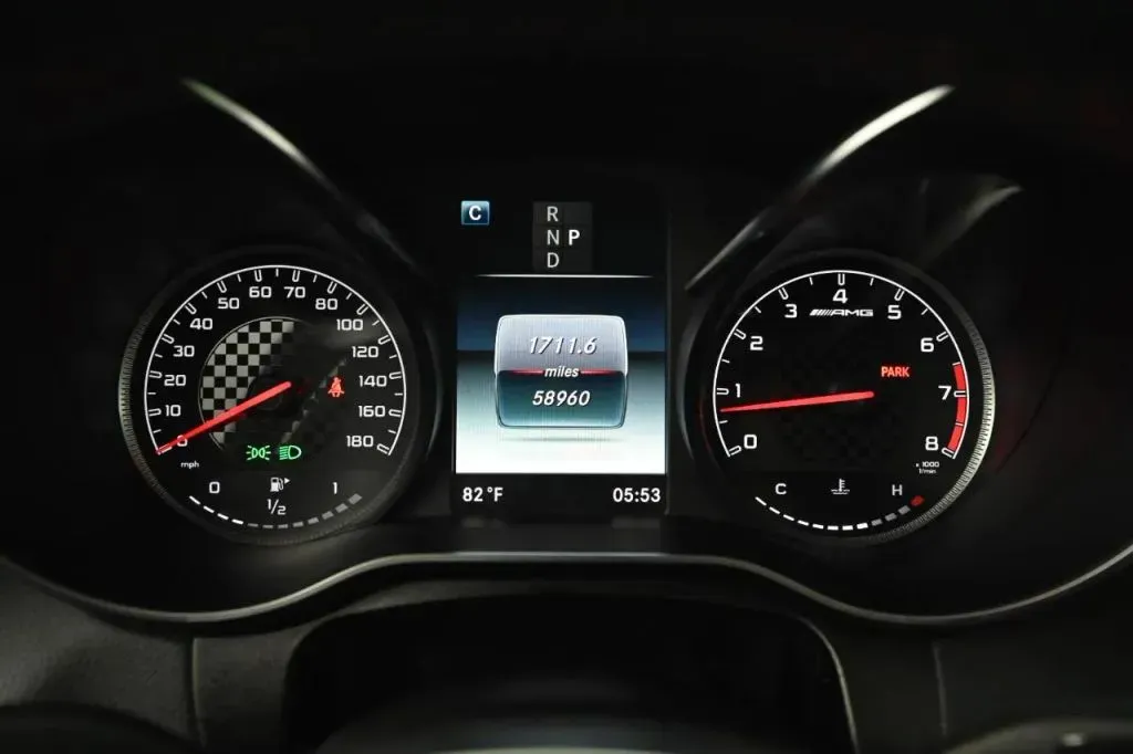 Mercedes-Benz GLC photo 27