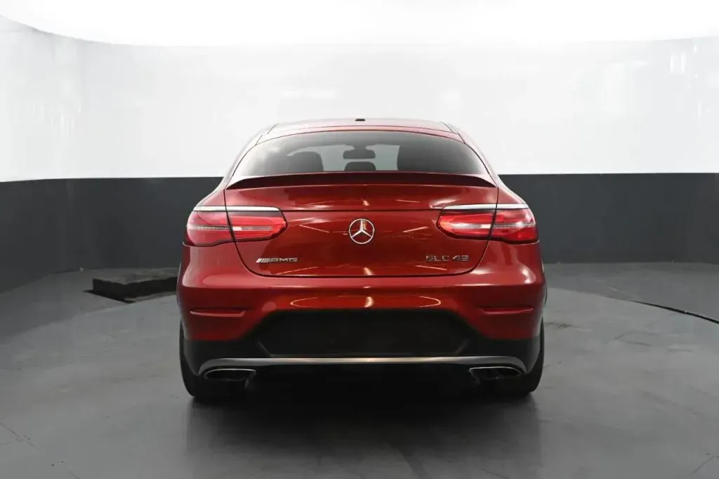 Mercedes-Benz GLC photo 4