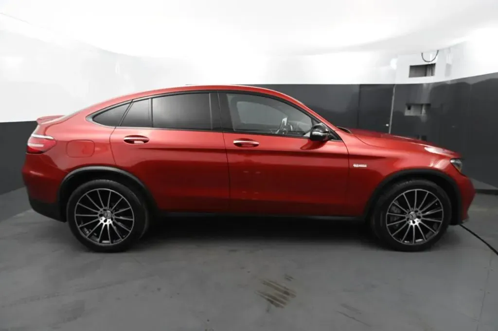 Mercedes-Benz GLC photo 6
