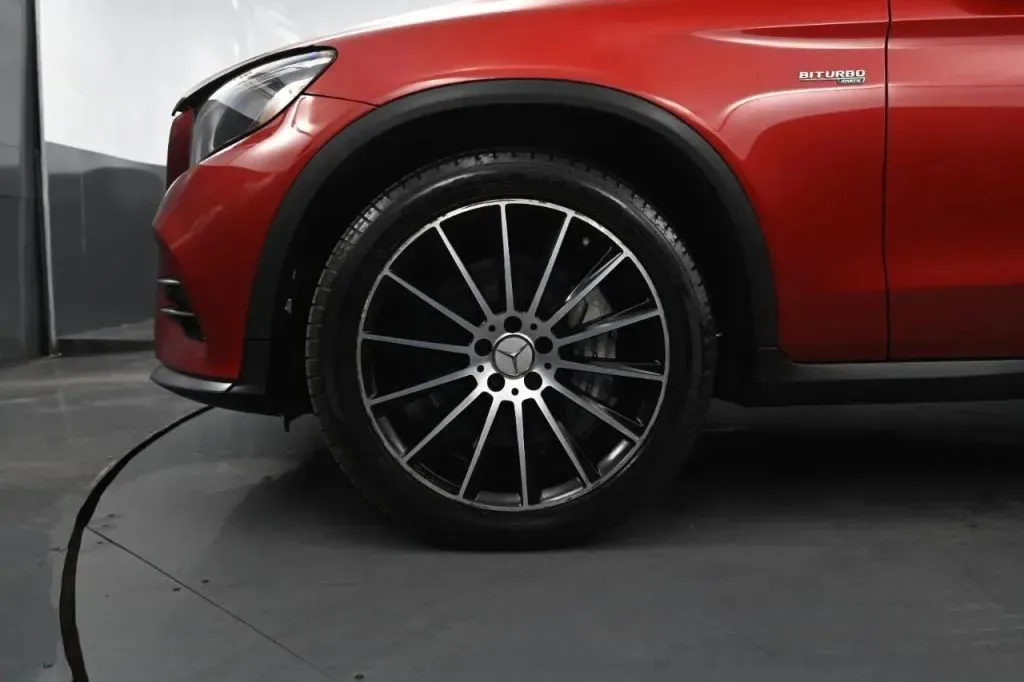 Mercedes-Benz GLC photo 10