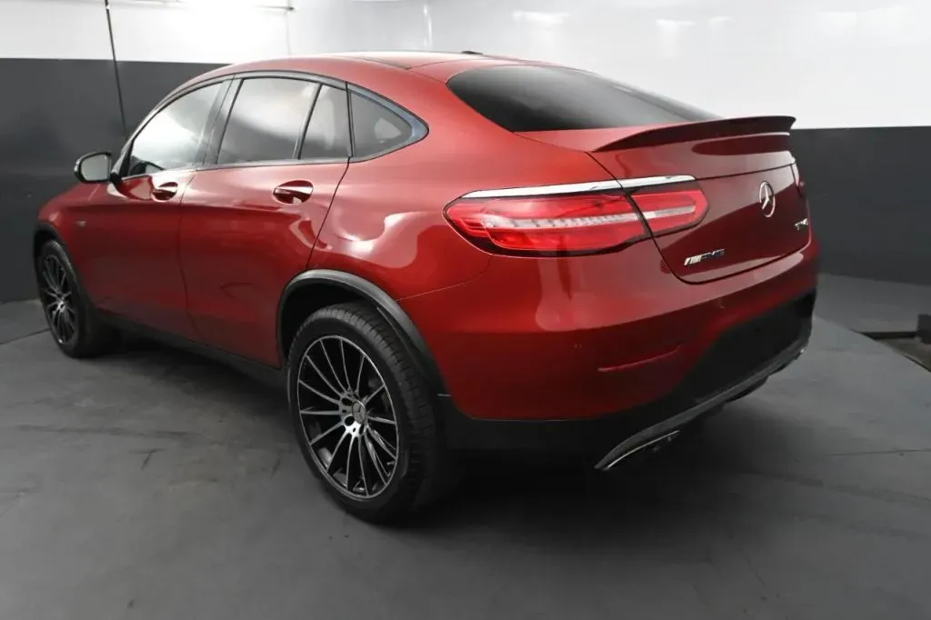 Mercedes-Benz GLC photo 3