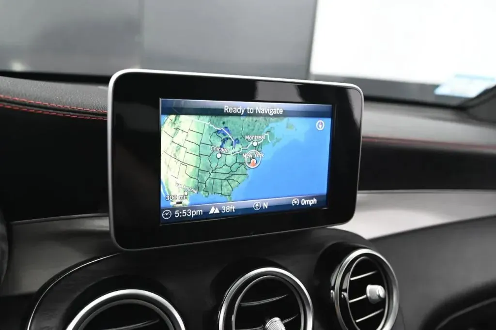 Mercedes-Benz GLC photo 28