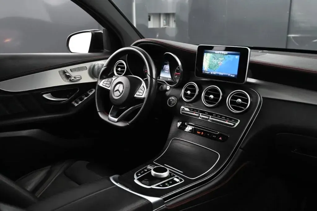 Mercedes-Benz GLC photo 41