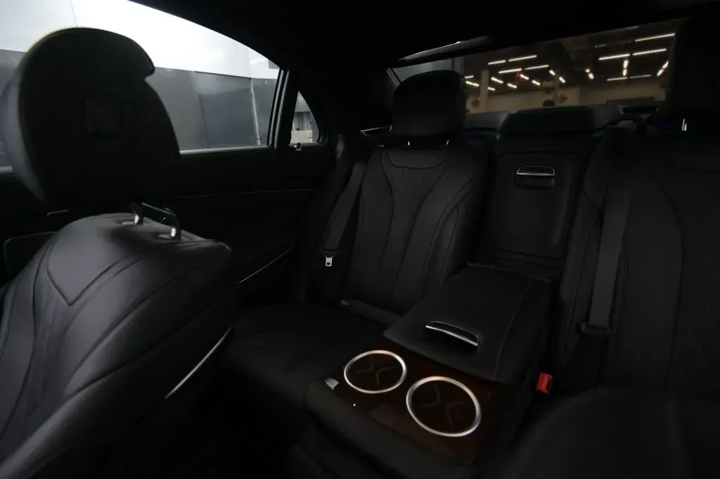 Mercedes-Benz S-Class photo 42