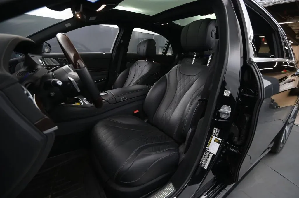 Mercedes-Benz S-Class photo 40