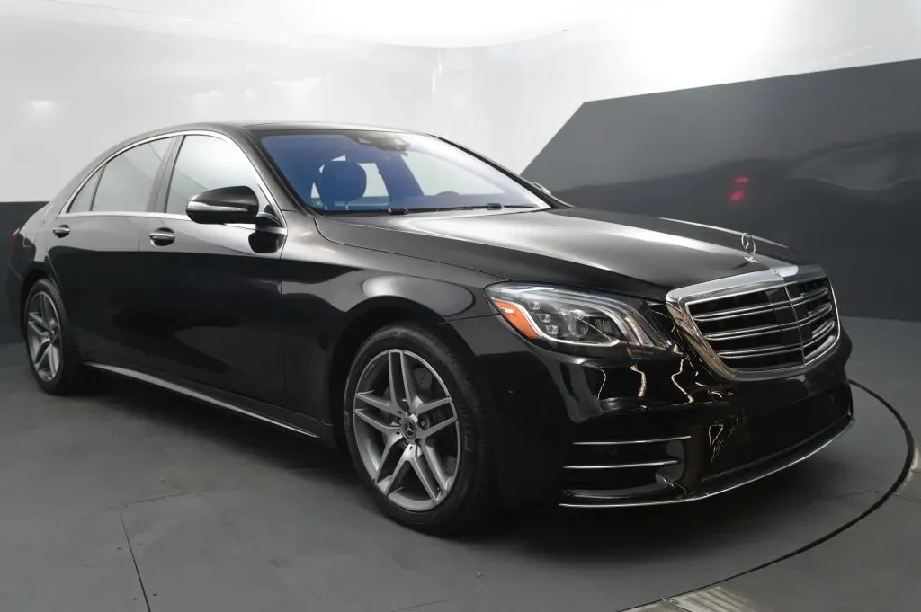 Mercedes-Benz S-Class photo 7