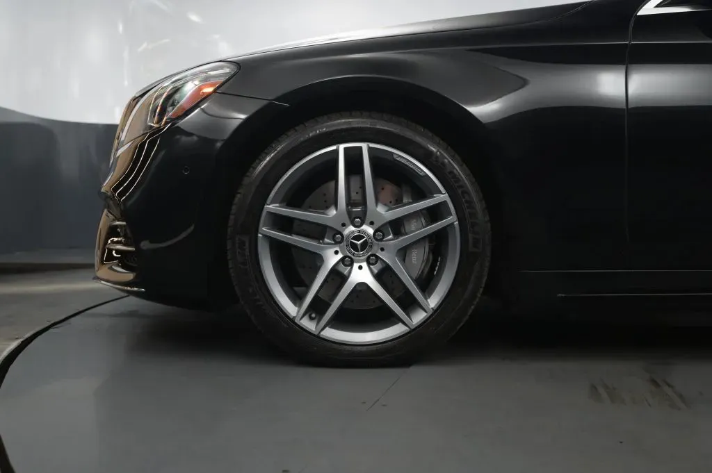 Mercedes-Benz S-Class photo 10