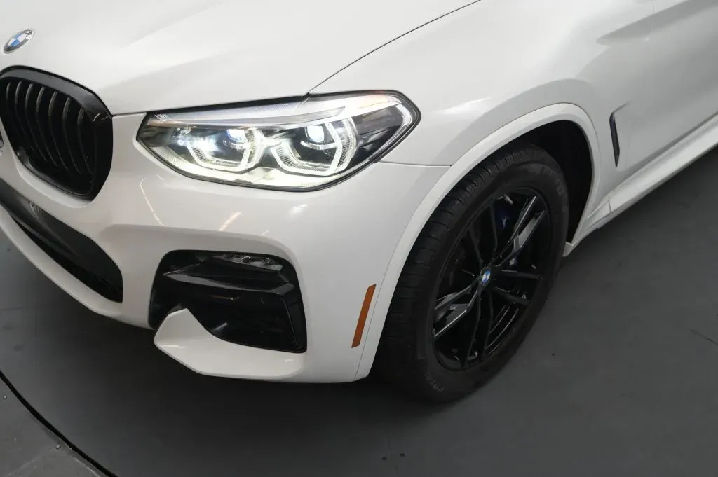 BMW X4 photo 9