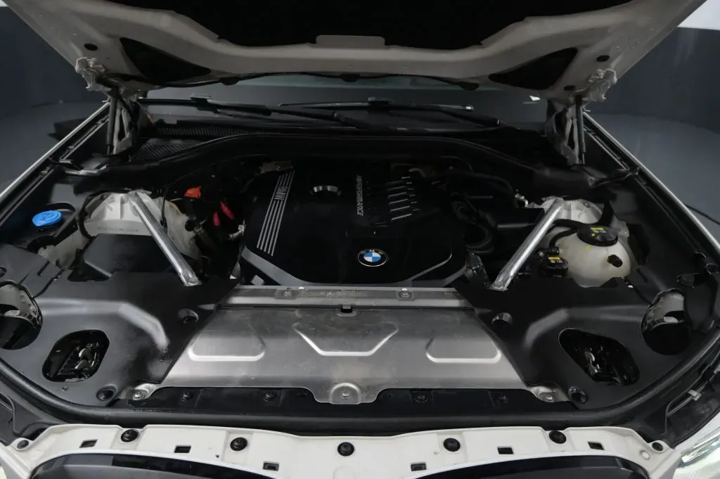 BMW X4 photo 18