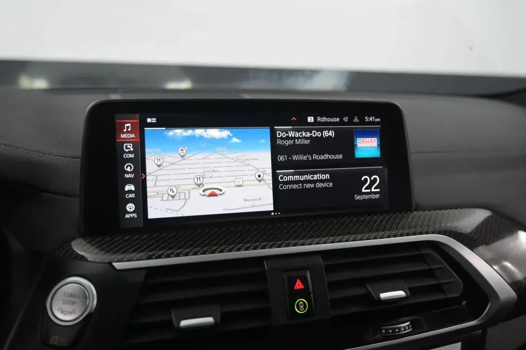 BMW X4 photo 24