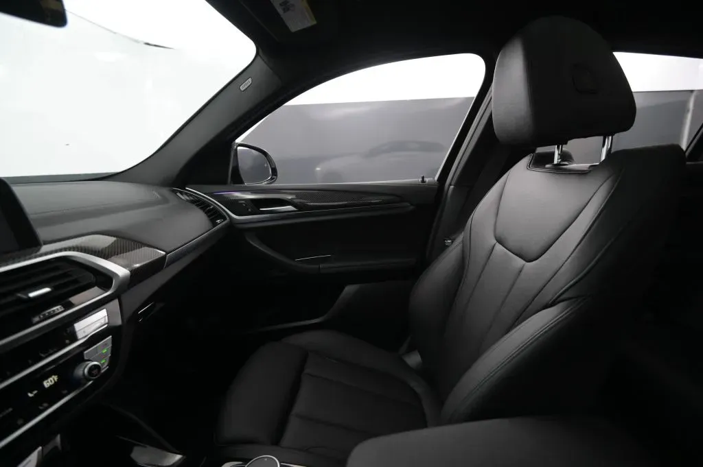 BMW X4 photo 27
