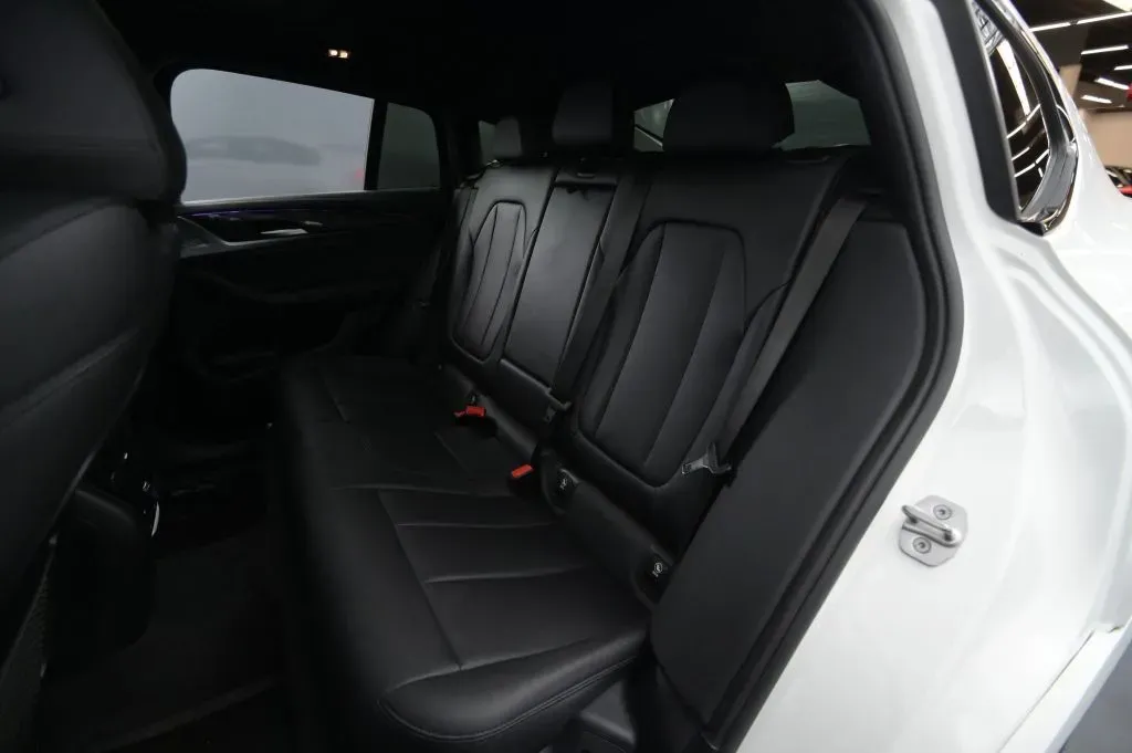 BMW X4 photo 42