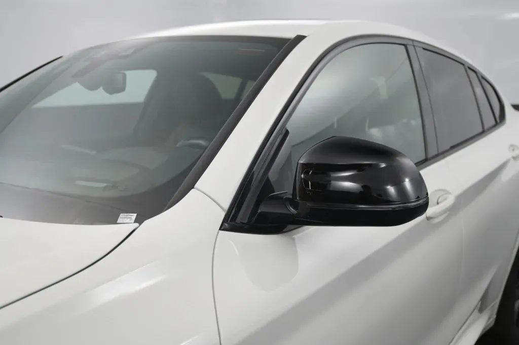 BMW X4 photo 11