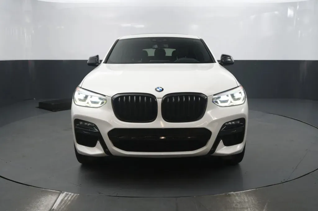 BMW X4 photo 8