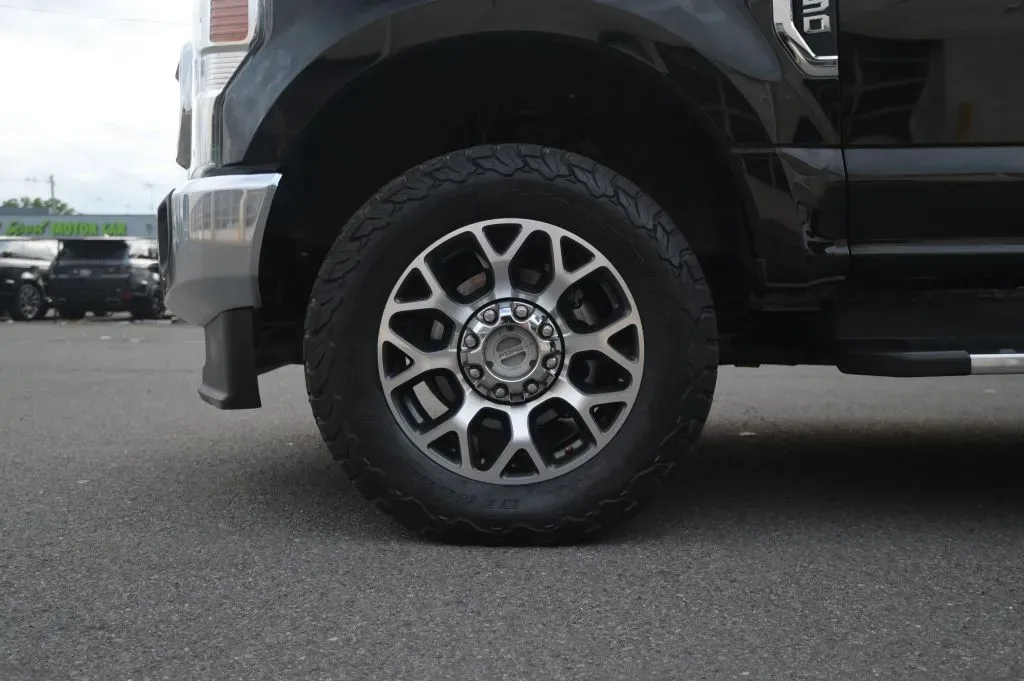 Ford F-350 photo 10