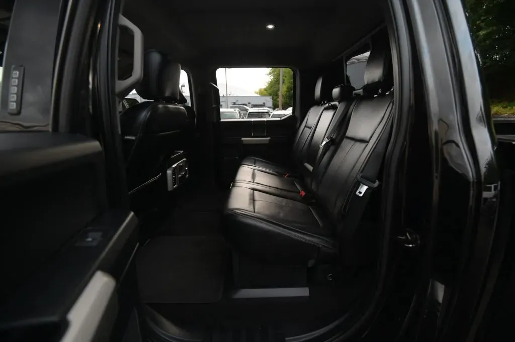 Ford F-350 photo 47