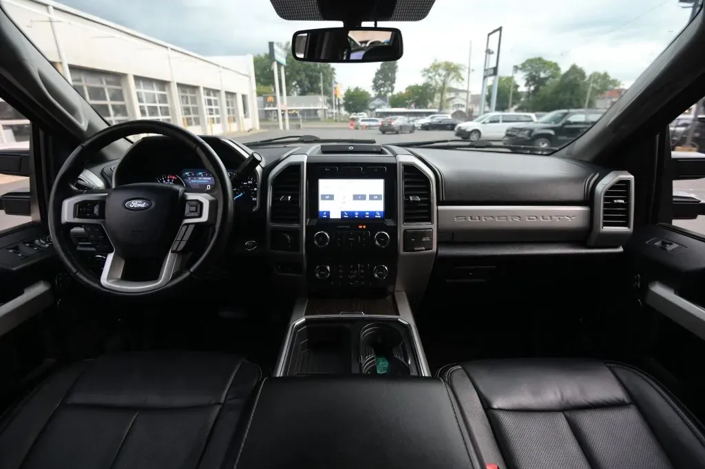 Ford F-350 photo 36