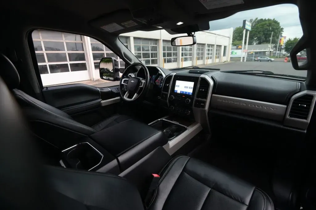 Ford F-350 photo 51