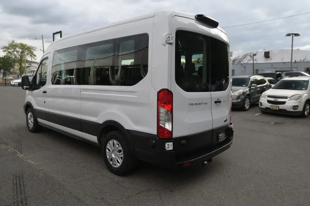 Ford Transit-350 photo 3
