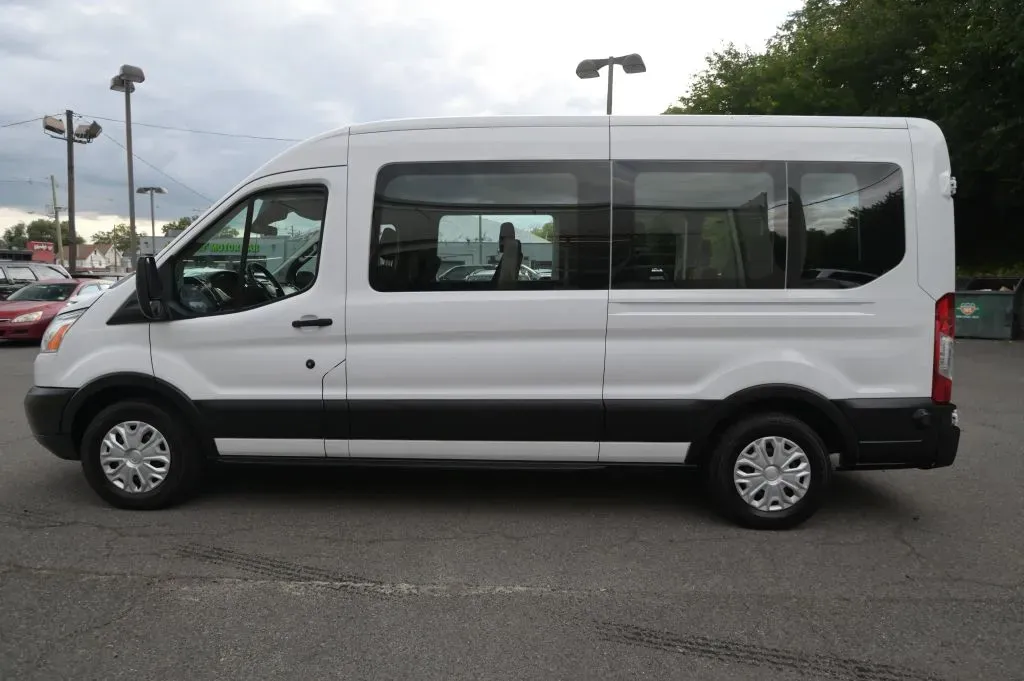 Ford Transit-350 photo 2