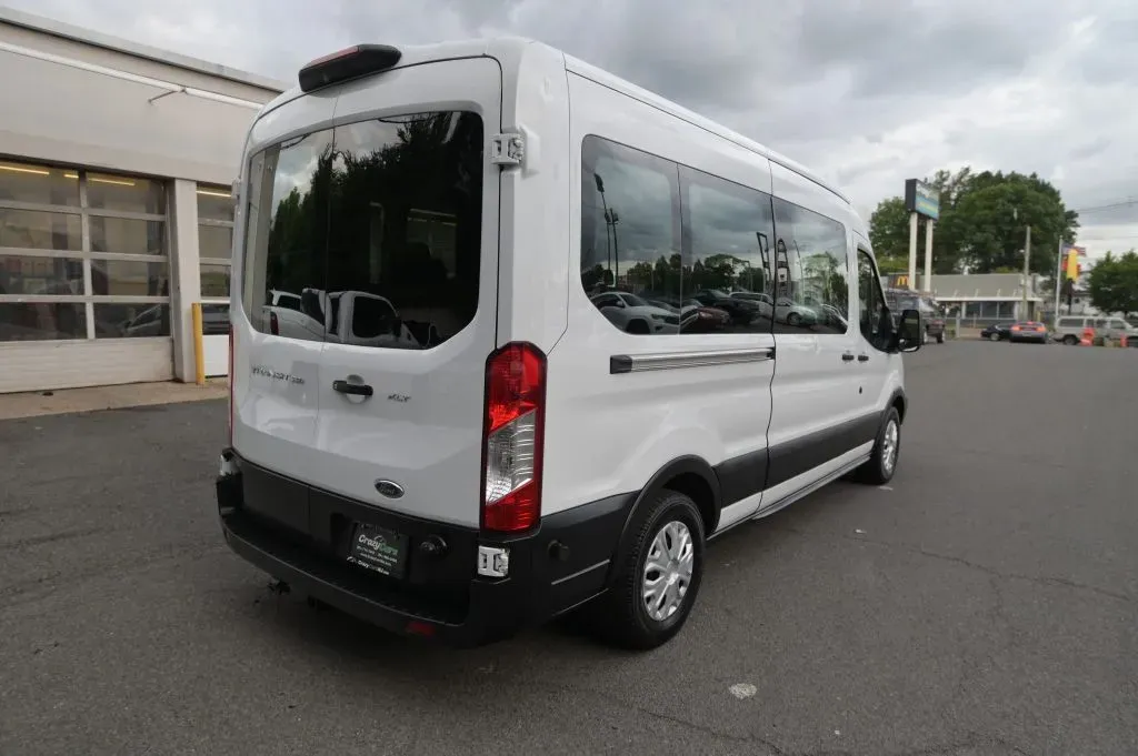 Ford Transit-350 photo 5