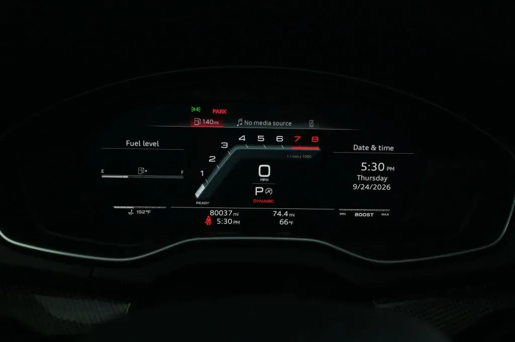 Audi SQ5 photo 22