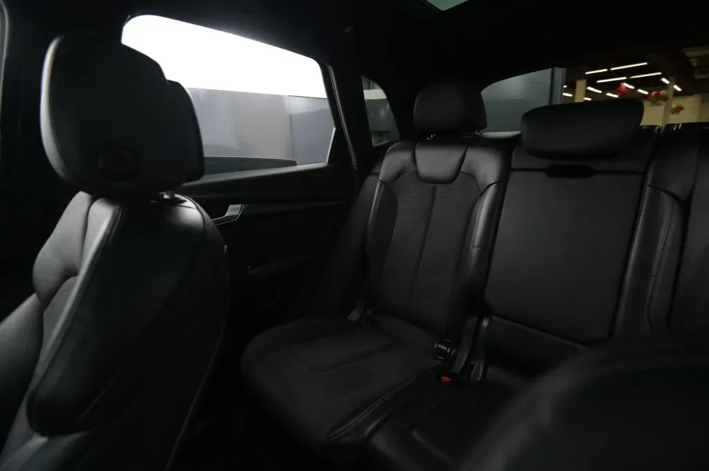 Audi SQ5 photo 42