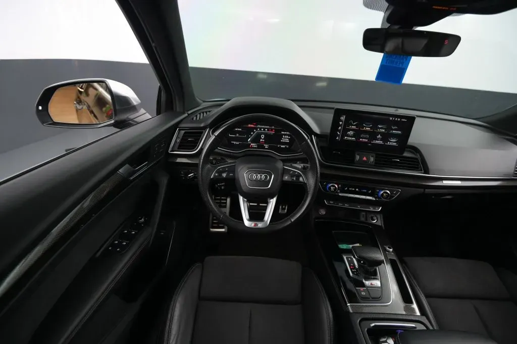 Audi SQ5 photo 36