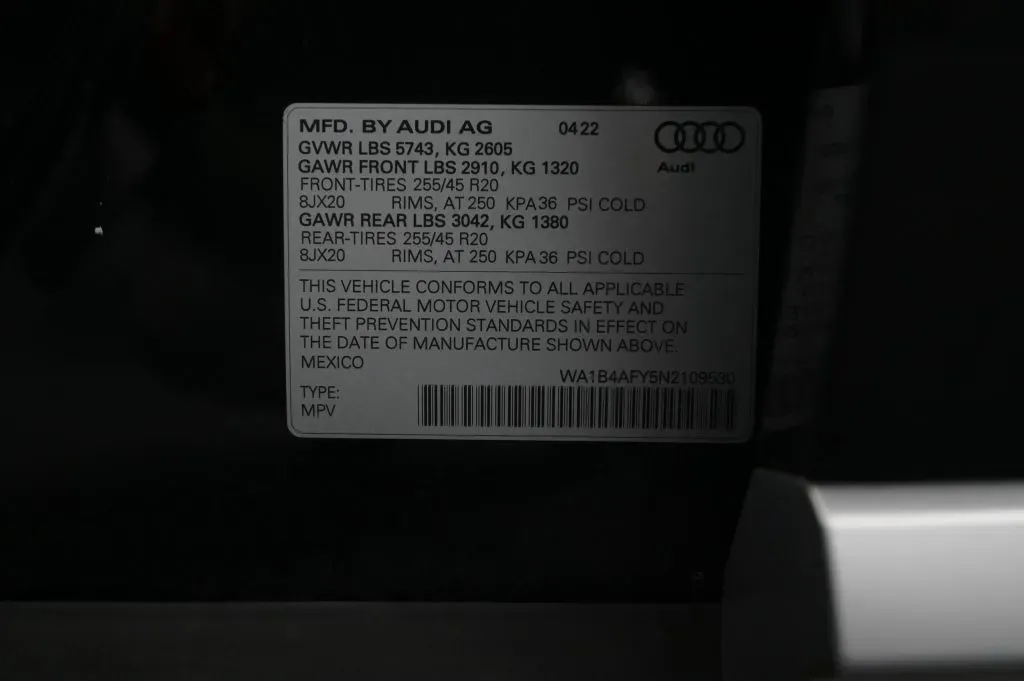 Audi SQ5 photo 21