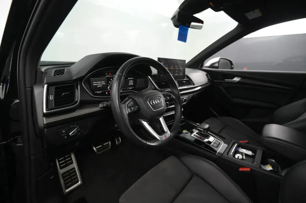 Audi SQ5 photo 39