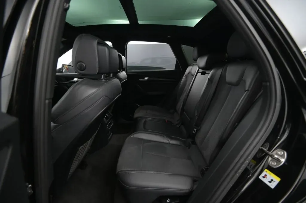 Audi SQ5 photo 43