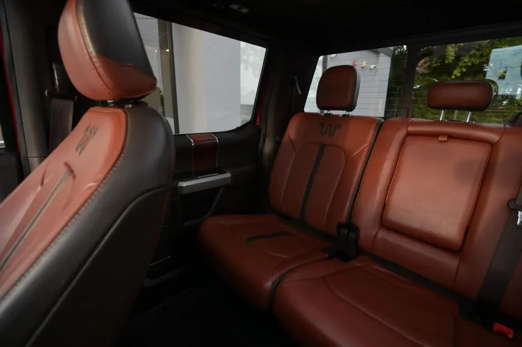 Ford F-450 photo 37