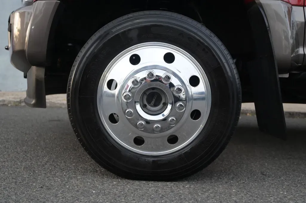 Ford F-450 photo 12