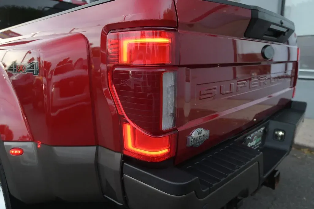 Ford F-450 photo 21