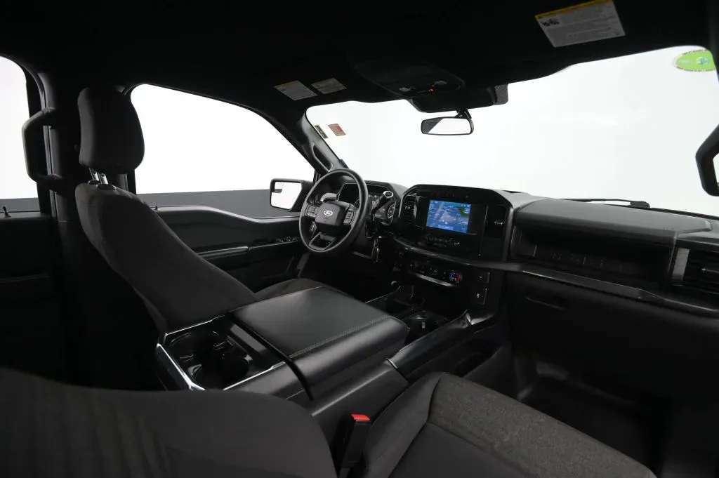 Ford F-150 photo 43